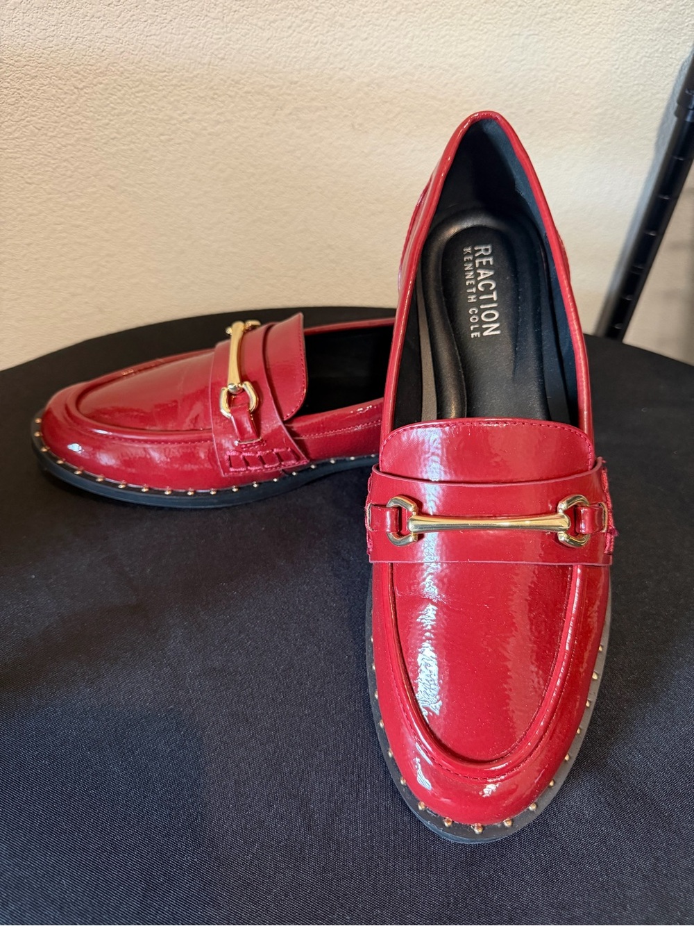 Kenneth Cole Reaction Women’s Red Patent Loafers with Gold Bit